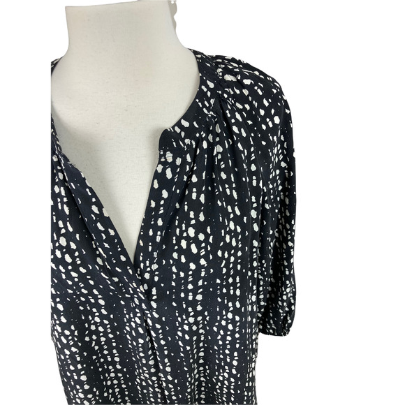 Joie XS Black White Addie B Abstract Blouse in Caviar 100% Silk V Neck - Picture 2 of 4